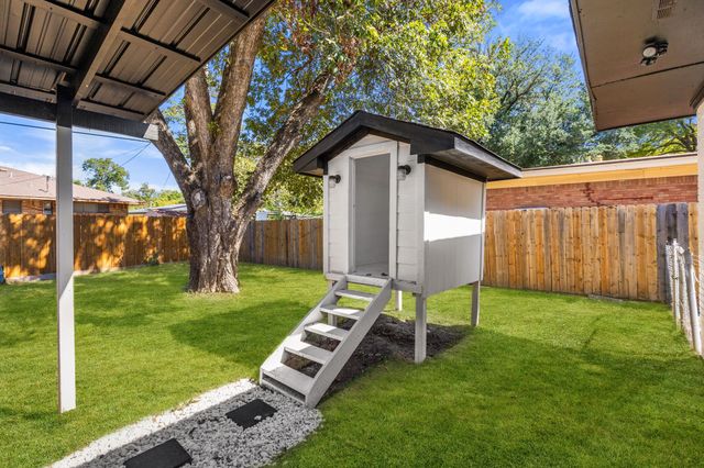 811 Tarryall Drive, Dallas, TX 75224