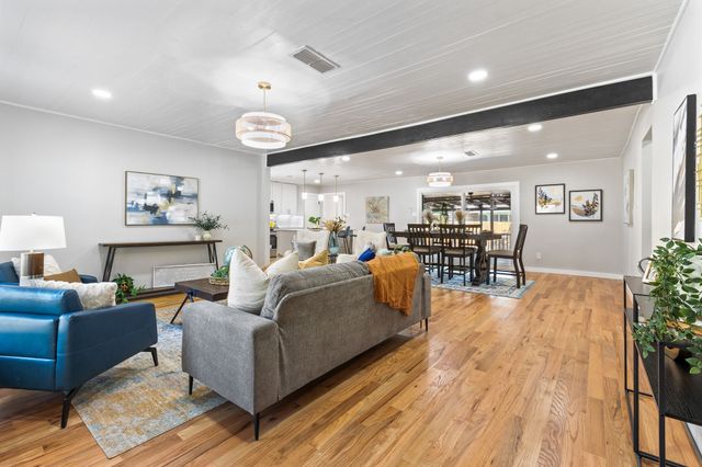 811 Tarryall Drive, Dallas, TX 75224