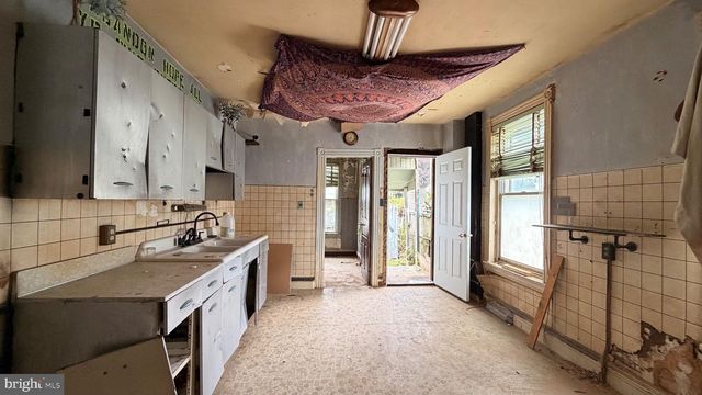 1359 GREEN ST, Reading, PA 19604