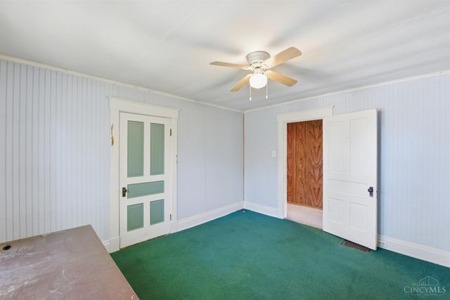 103 W Sharon Road, Glendale, OH 45246