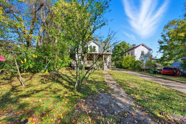 103 W Sharon Road, Glendale, OH 45246