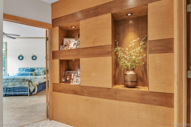 12196 Woodline Drive, Tyrone Township, MI 48430