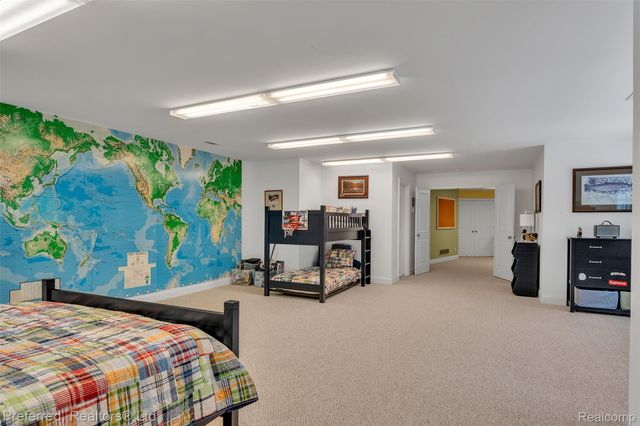 12196 Woodline Drive, Tyrone Township, MI 48430