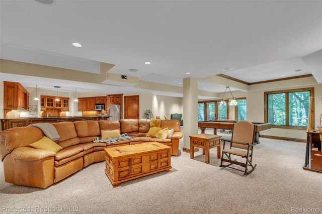 12196 Woodline Drive, Tyrone Township, MI 48430