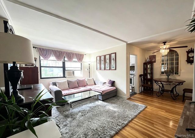 69-12 138th Street B, Flushing, NY 11367