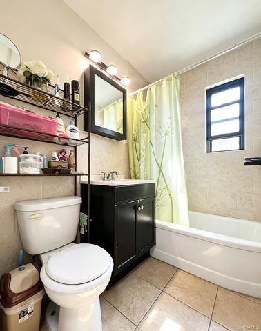 69-12 138th Street B, Flushing, NY 11367