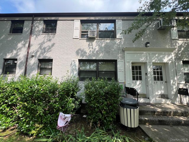 69-12 138th Street B, Flushing, NY 11367