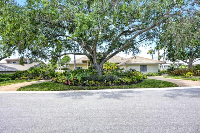 6460 SE Winged Foot Drive, Stuart, FL 34997