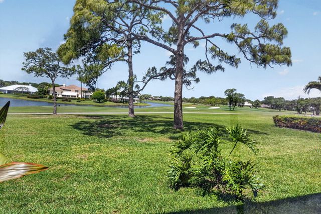 6460 SE Winged Foot Drive, Stuart, FL 34997