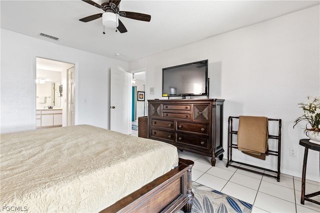 514 SE 20th ST, Cape Coral, FL 33990