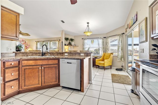 514 SE 20th ST, Cape Coral, FL 33990