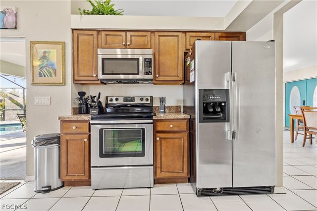 514 SE 20th ST, Cape Coral, FL 33990