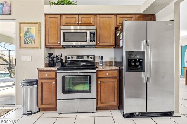 514 SE 20th ST, Cape Coral, FL 33990