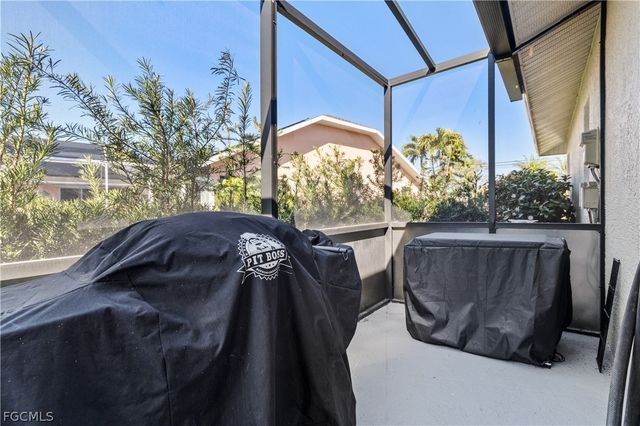 514 SE 20th ST, Cape Coral, FL 33990