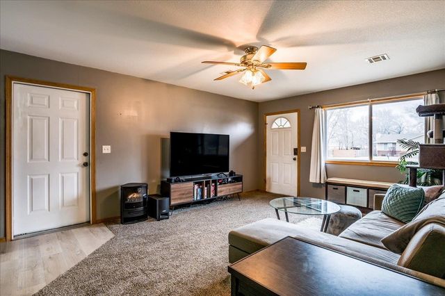 205 W Meadowlark, Derby, KS 67037