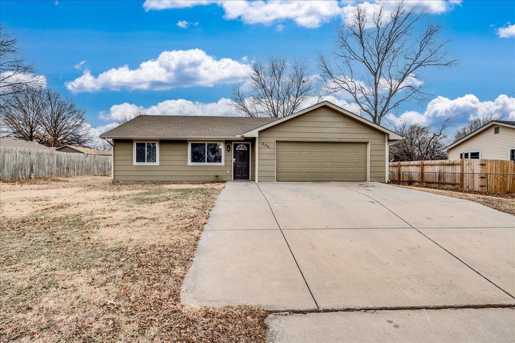 205 W Meadowlark, Derby, KS 67037