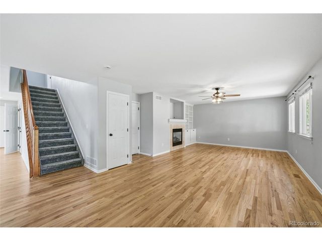 935 Crenshaw St, Castle Rock, CO 80104