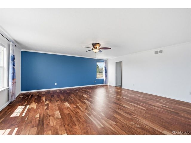 935 Crenshaw St, Castle Rock, CO 80104