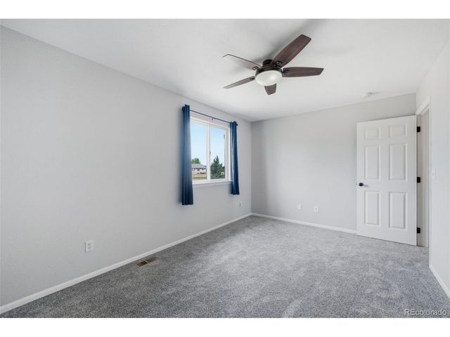 935 Crenshaw St, Castle Rock, CO 80104
