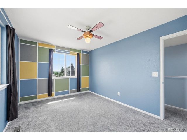 935 Crenshaw St, Castle Rock, CO 80104