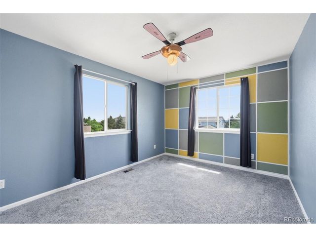 935 Crenshaw St, Castle Rock, CO 80104