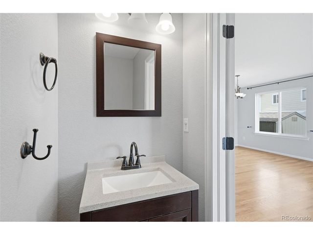 935 Crenshaw St, Castle Rock, CO 80104