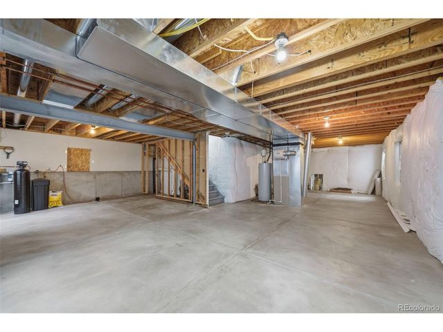 935 Crenshaw St, Castle Rock, CO 80104