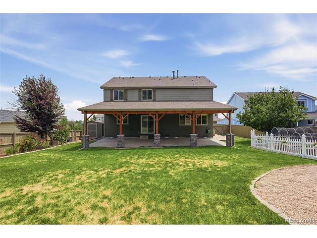 935 Crenshaw St, Castle Rock, CO 80104