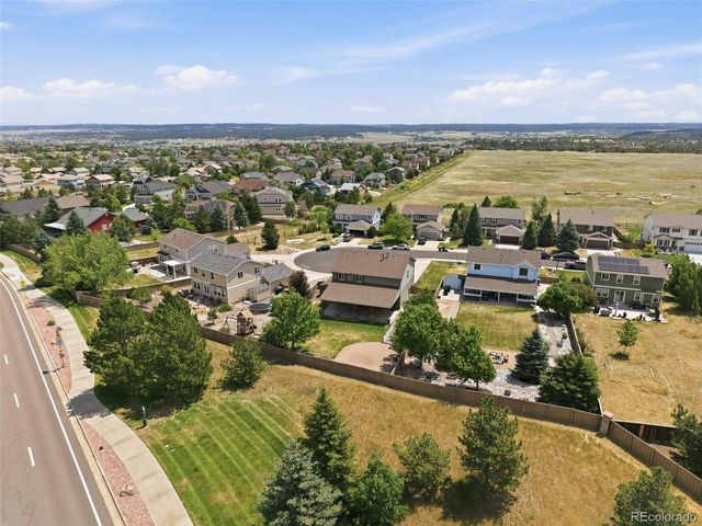 935 Crenshaw St, Castle Rock, CO 80104