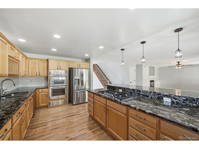 935 Crenshaw St, Castle Rock, CO 80104