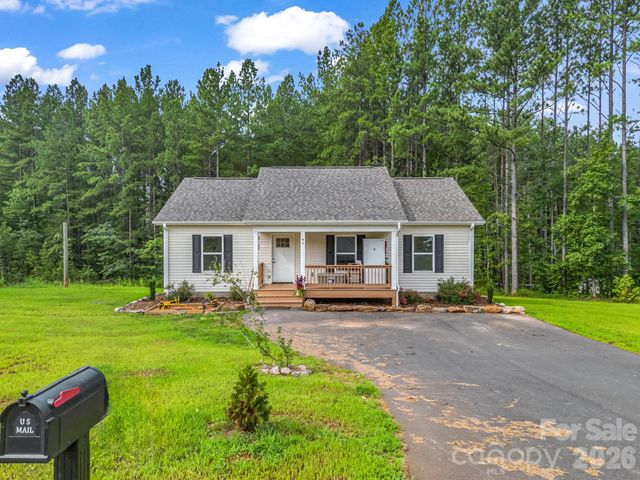 47 Heartleaf Lane, Columbus, NC 28722