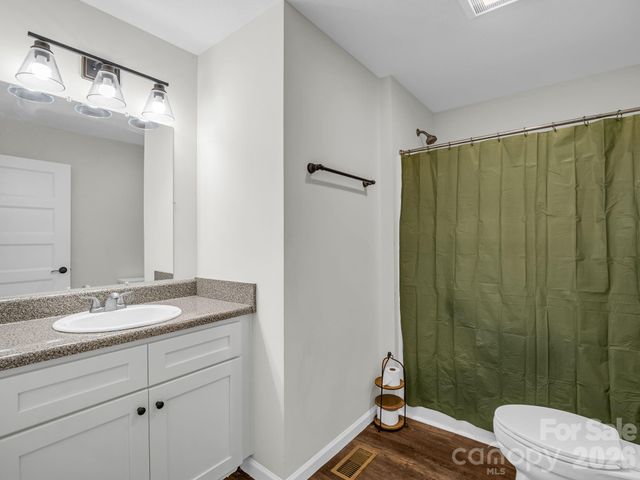 47 Heartleaf Lane, Columbus, NC 28722