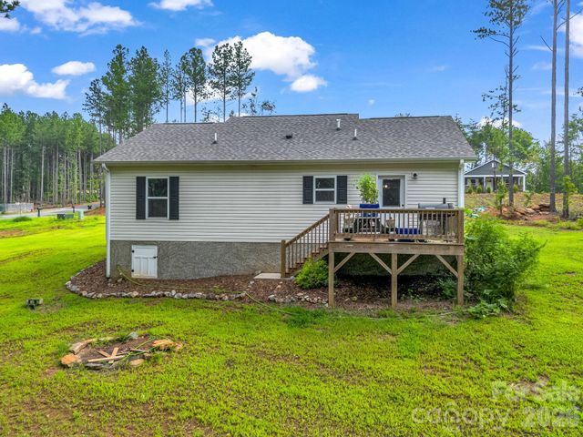 47 Heartleaf Lane, Columbus, NC 28722