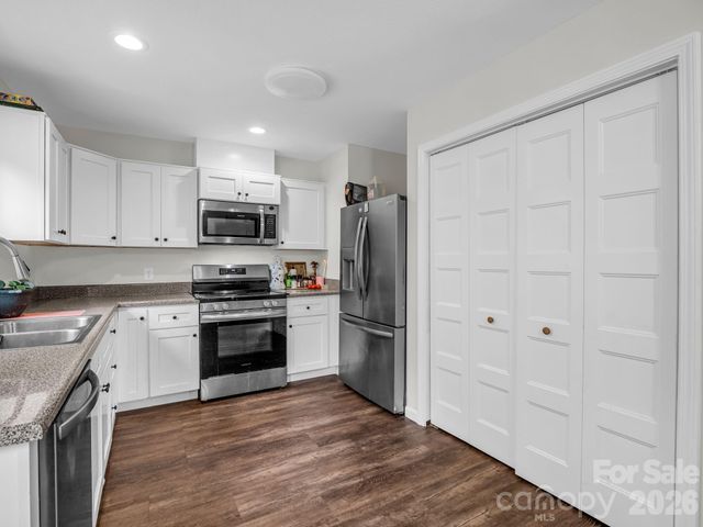 47 Heartleaf Lane, Columbus, NC 28722