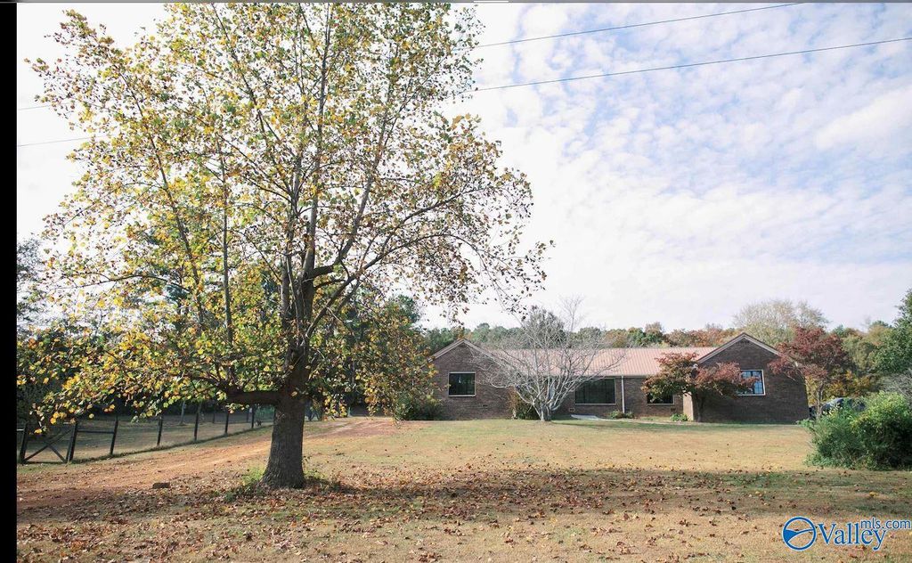 55101 State Highway 79, Blountsville, AL 35031