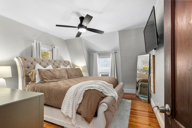 5 Jenny Lind St, New Bedford, MA 02740
