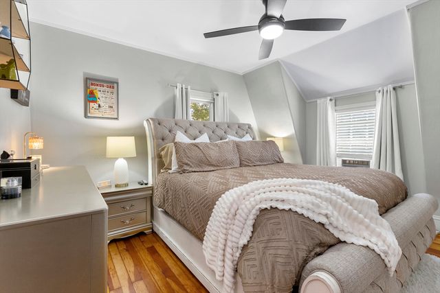 5 Jenny Lind St, New Bedford, MA 02740
