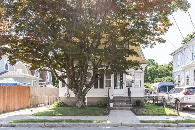 5 Jenny Lind St, New Bedford, MA 02740