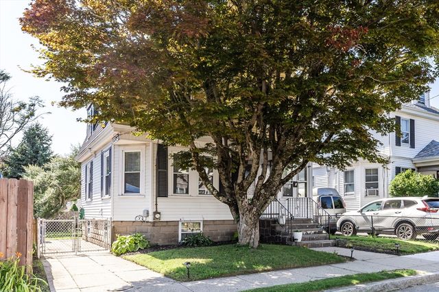 5 Jenny Lind St, New Bedford, MA 02740