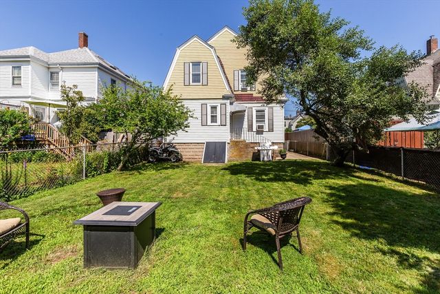 5 Jenny Lind St, New Bedford, MA 02740