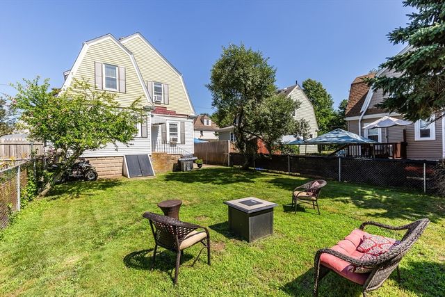 5 Jenny Lind St, New Bedford, MA 02740