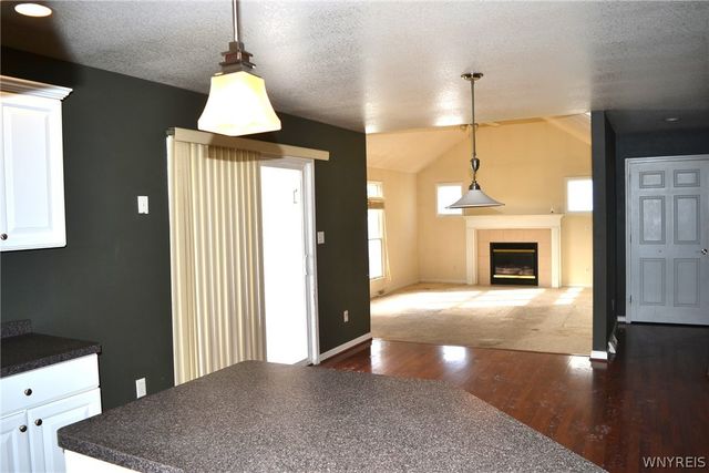 11 Taylor Court, West Seneca, NY 14224