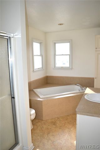 11 Taylor Court, West Seneca, NY 14224