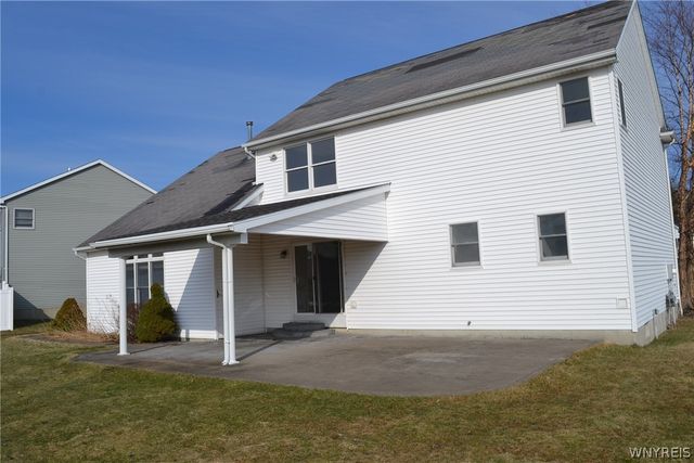 11 Taylor Court, West Seneca, NY 14224