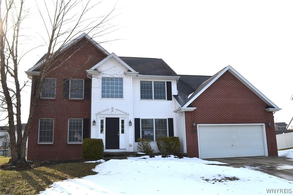 11 Taylor Court, West Seneca, NY 14224