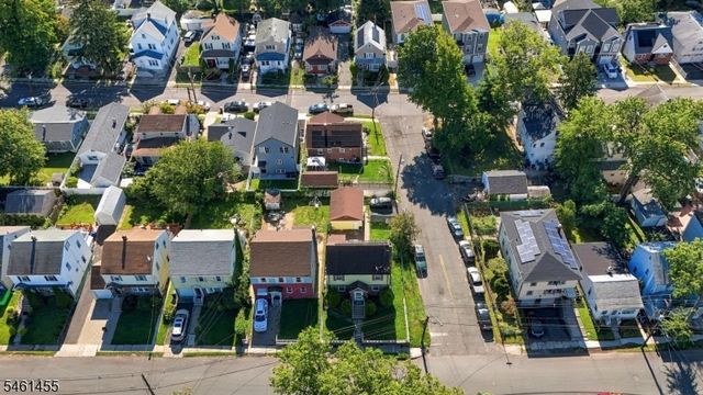 1521 Leslie St, Hillside Twp., NJ 07205