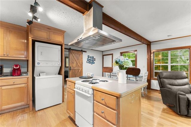 4243 Perry Drive, Gainesville, GA 30506