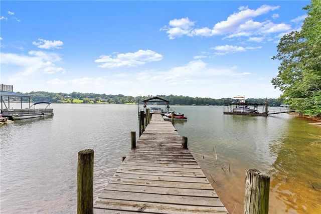 4243 Perry Drive, Gainesville, GA 30506