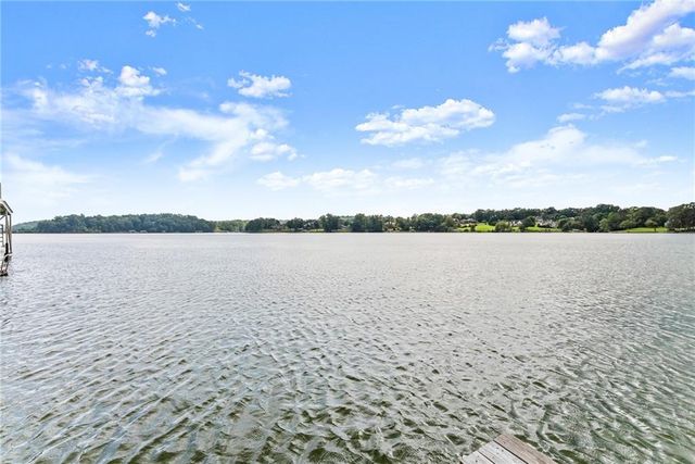 4243 Perry Drive, Gainesville, GA 30506