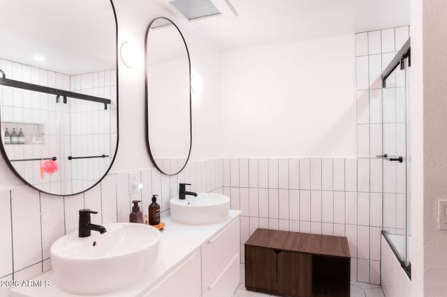 5324 N 3RD Avenue, Phoenix, AZ 85013